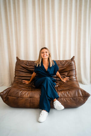 photos entrepreneuses yoga graphiste marketing copywrite coach sophrologie danse thérapie corporate toulon paris lyon